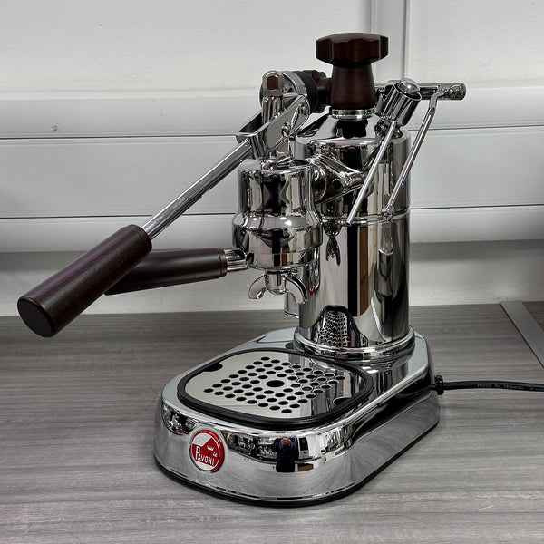 SHOWROOM MODEL La Pavoni Lever Professional (Chrome base wood handles) 240v - LPLPLH01UK