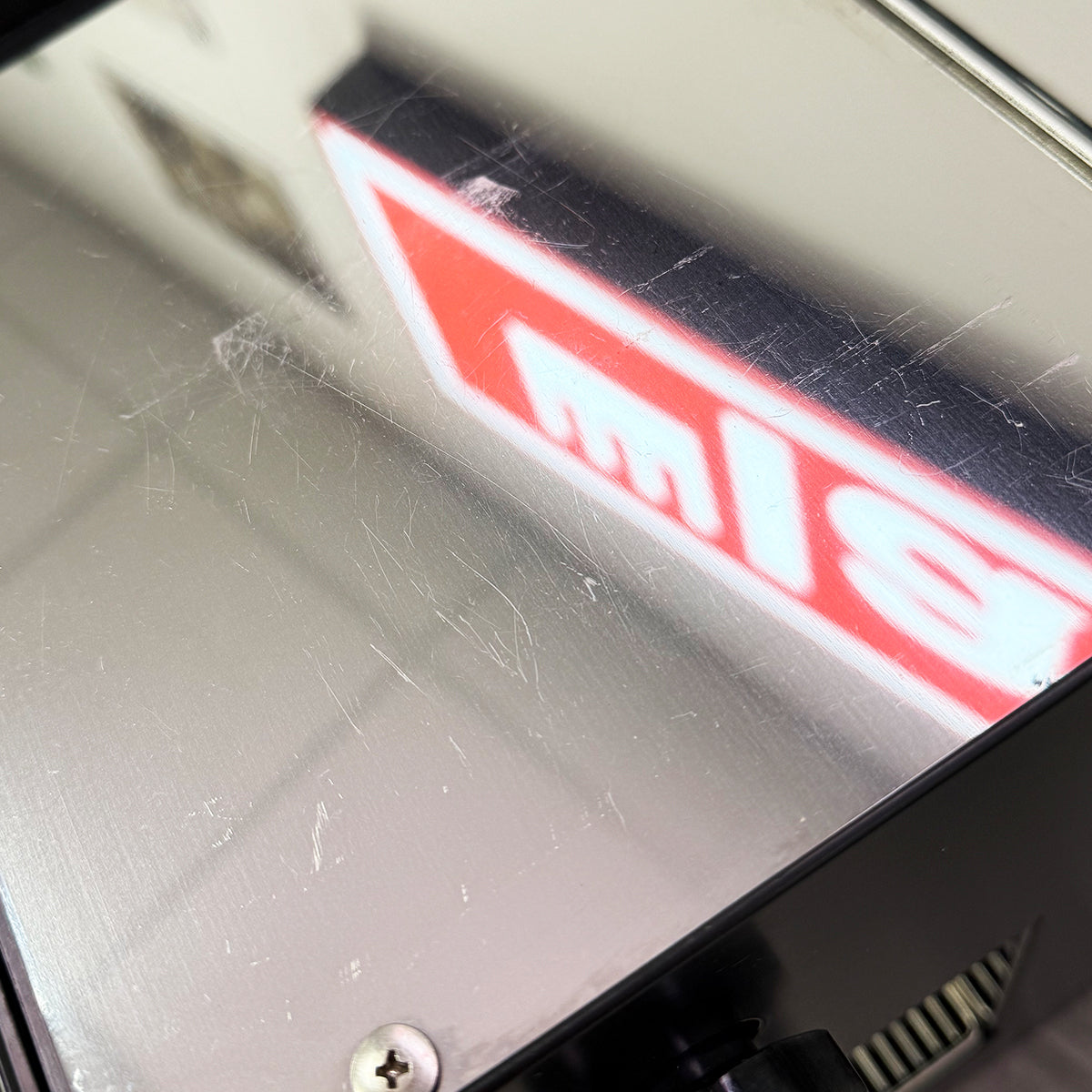 GRADED PRODUCT LA PAVONI CASABAR BLACK (NEW MODEL)