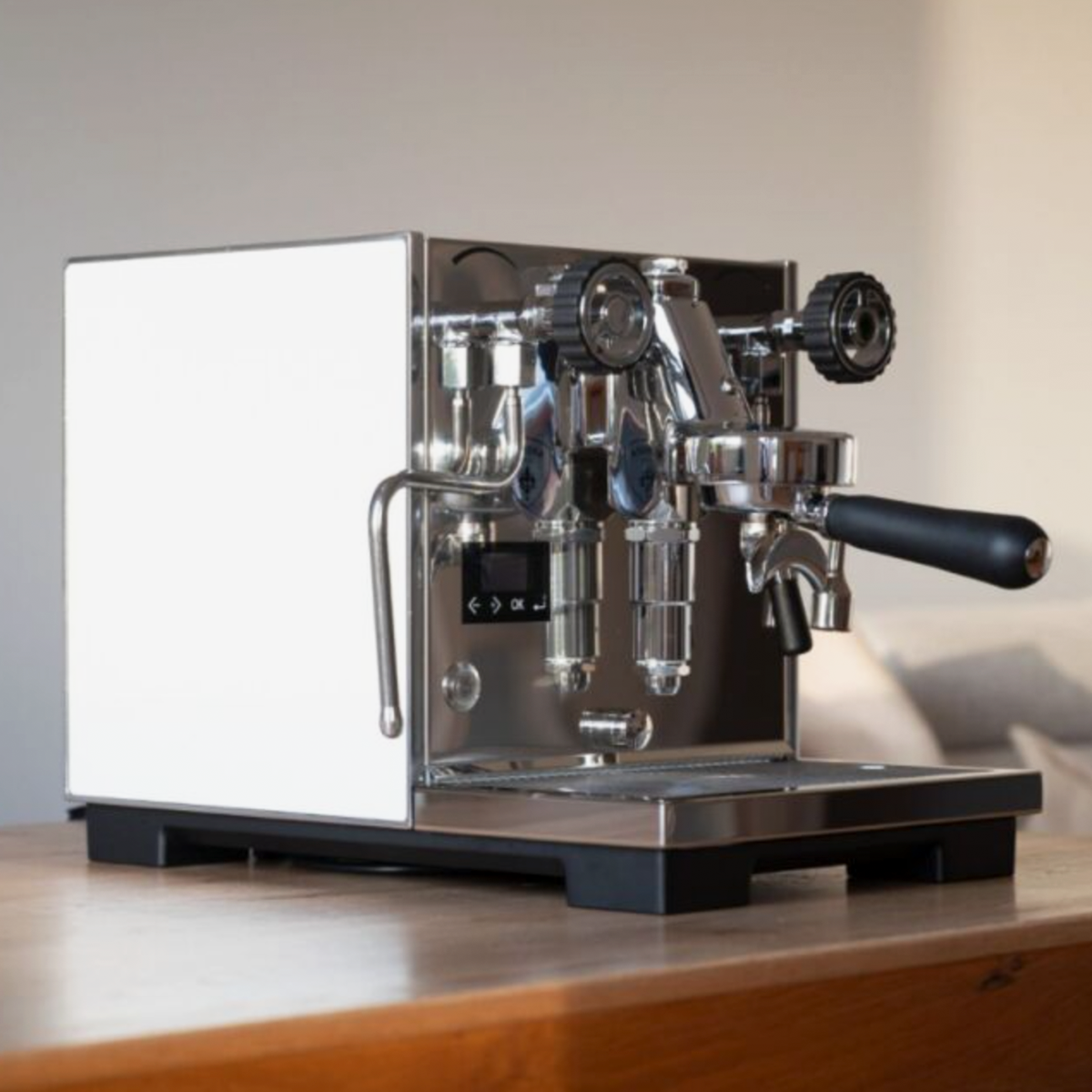 Eureka Costanza Espresso Coffee Machine 230v - White
