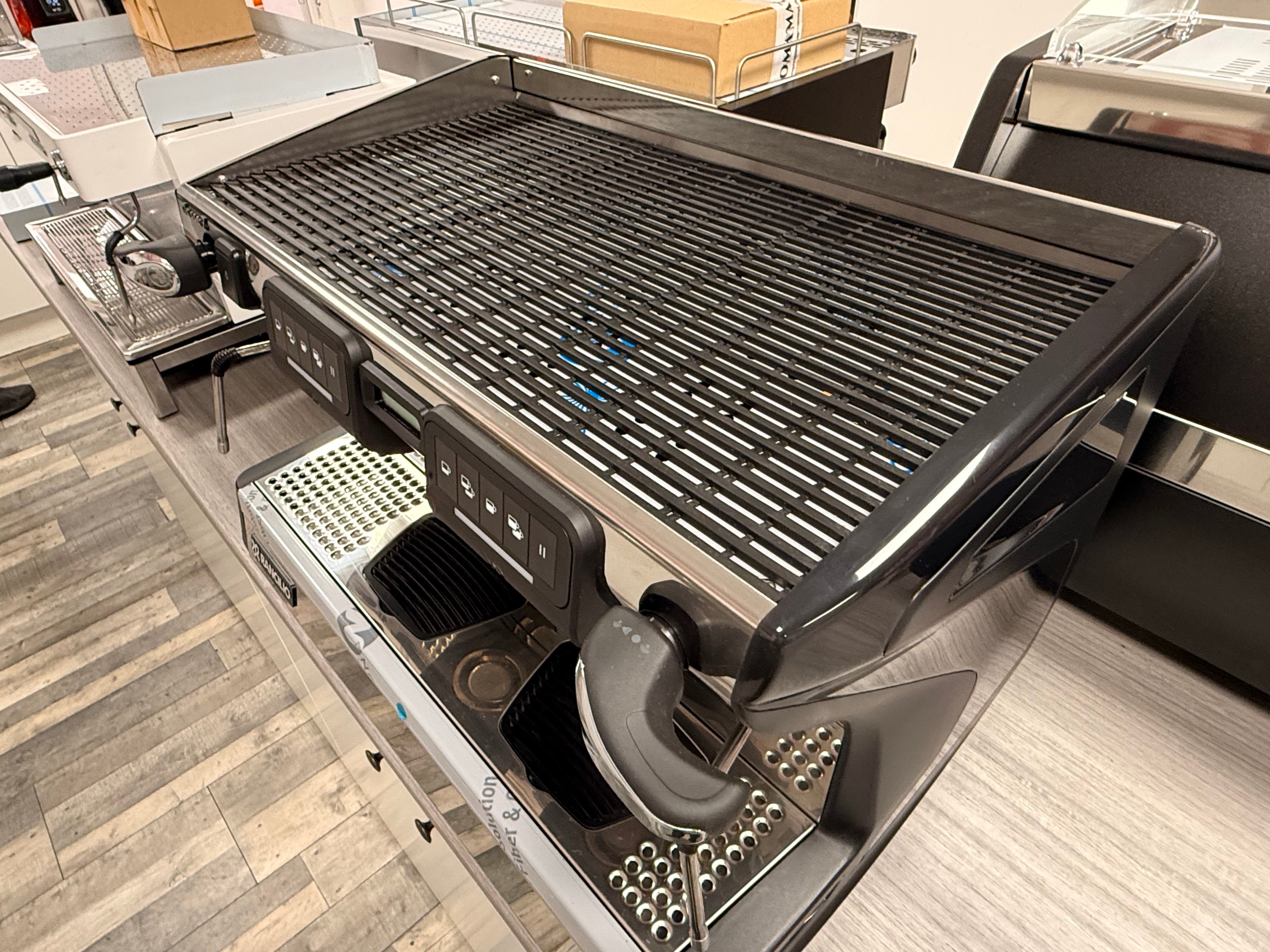 SHOWROOM MODEL Rancilio Classe 7 Espresso Coffee Machine