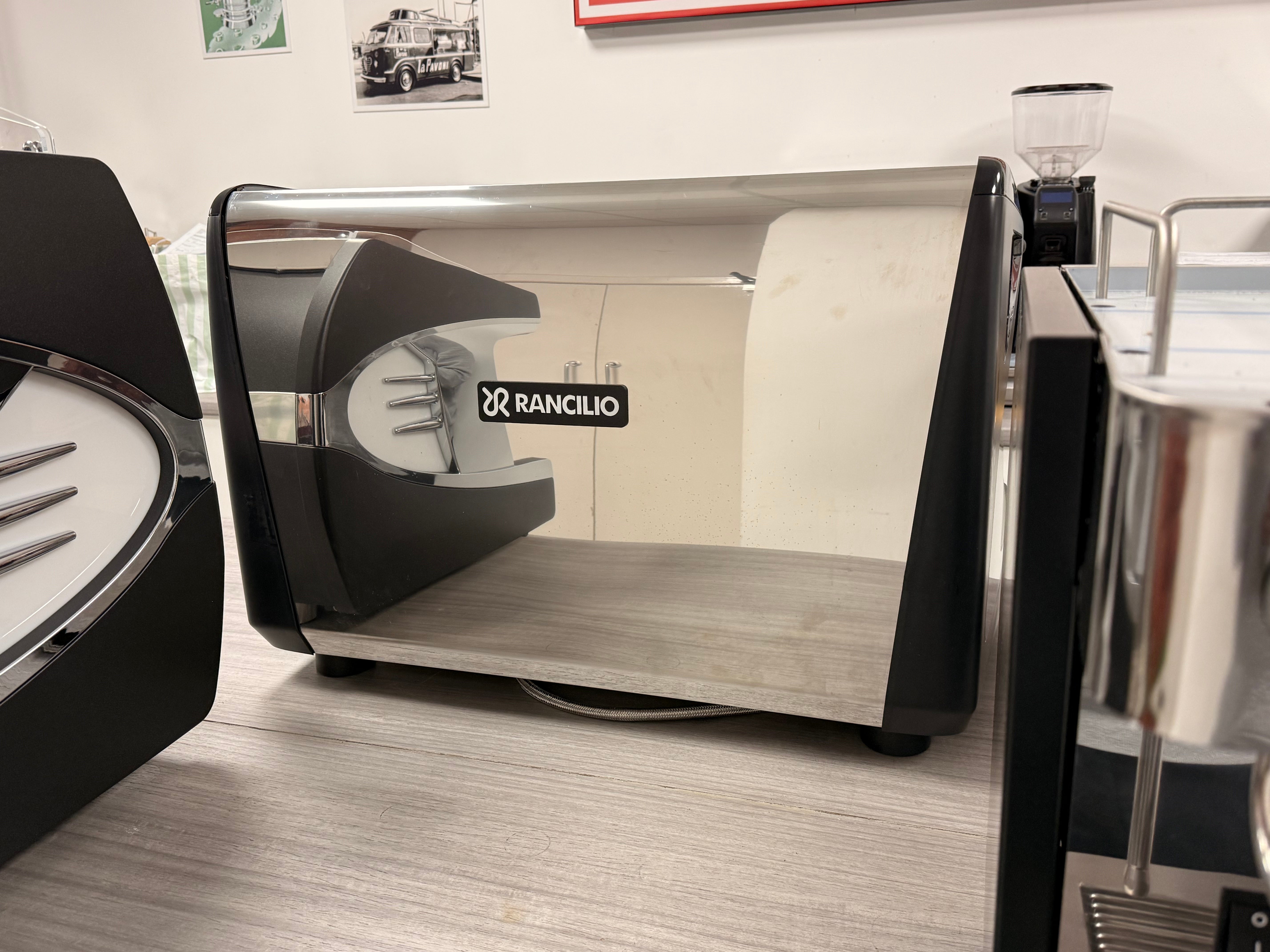 SHOWROOM MODEL Rancilio Classe 7 Espresso Coffee Machine