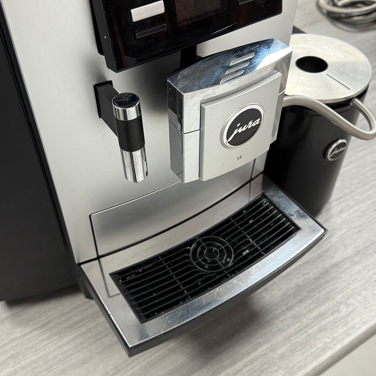 Refurbished Jura X8 Professional Coffee Machine & Cool Control Milk Cooler Bundle