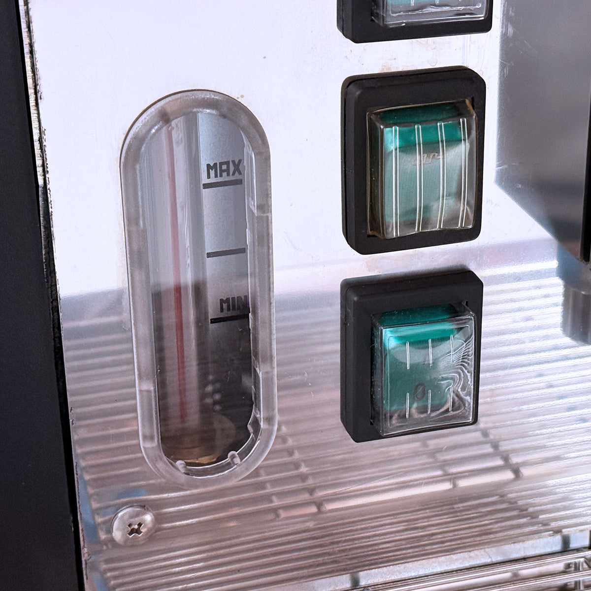 Pavoni Vasari 3 Group Commercial Espresso Machine boiler level sight glass.