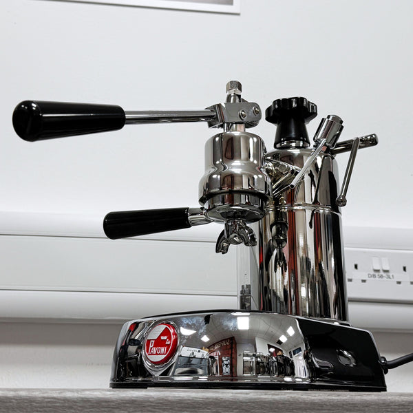 Showroom Model La Pavoni Lever Professional (Chrome base black handles) 240v - LPLPLQ01UK