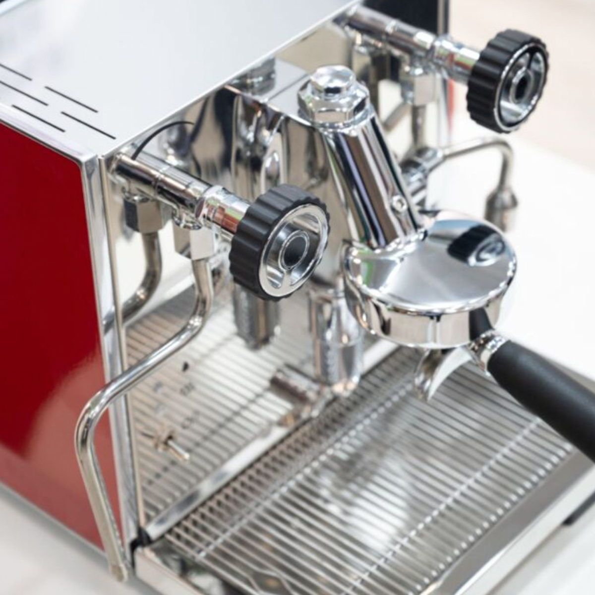 Eureka Pura R Espresso Coffee Machine 230v - Red