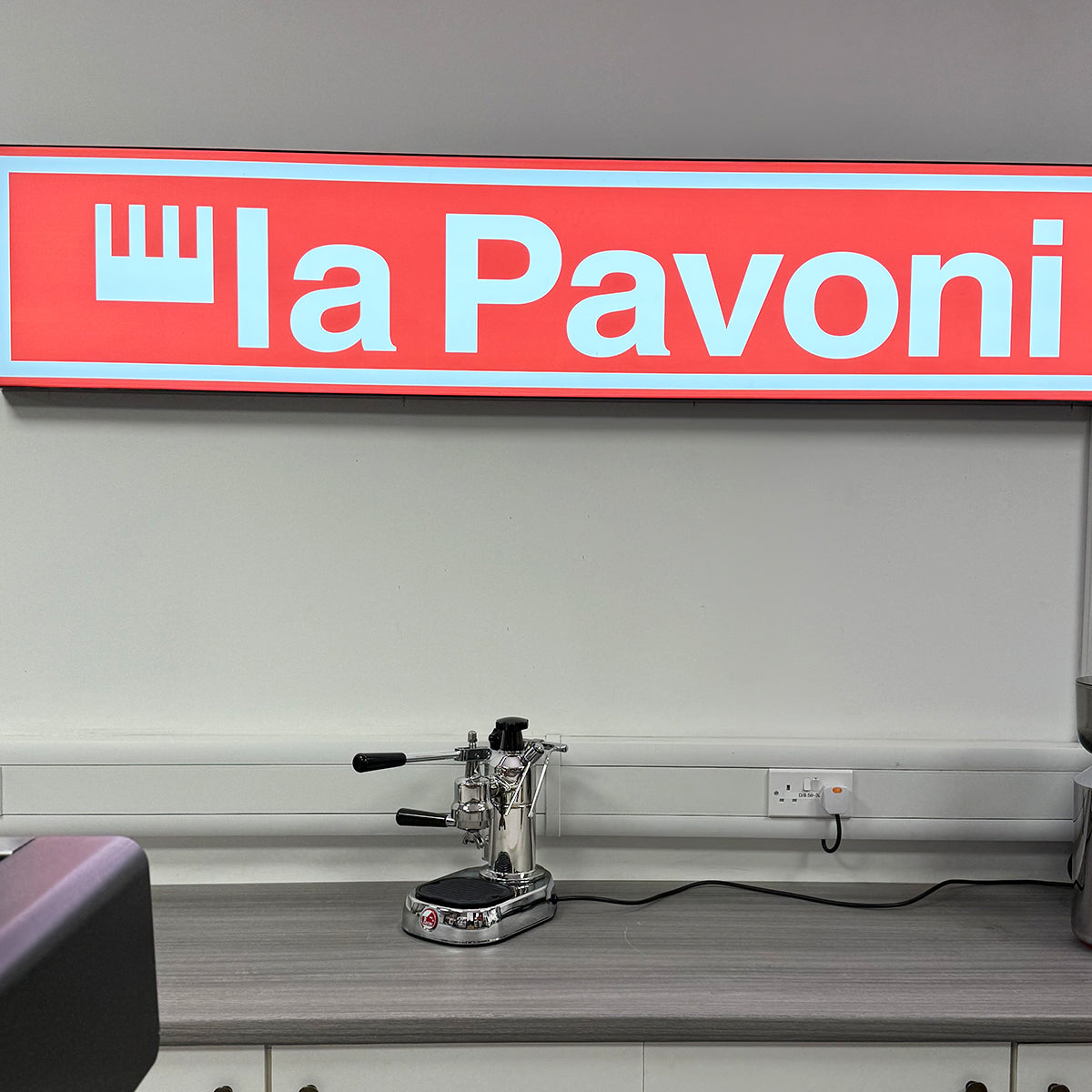 SHOWROOM MODEL La Pavoni Europiccola (Chrome Base black handles) 220v - LPLELQ01UK